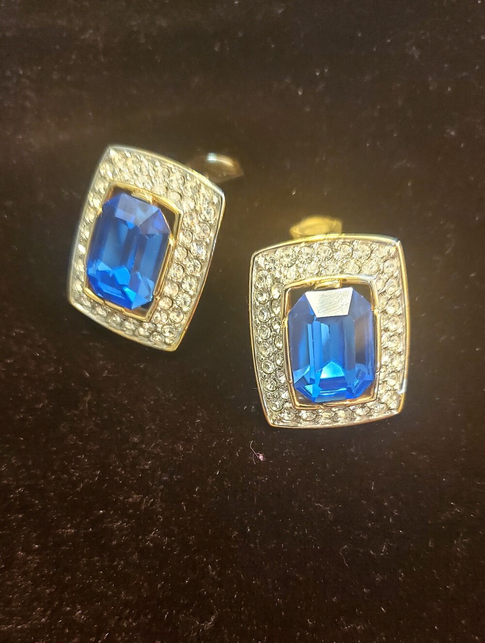Vintage Vogue Blue & Gold Emerald Cut Clip-on Earrings